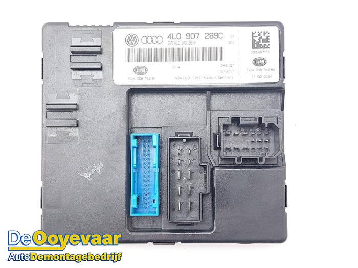 Używane Modul Comfort Audi Q7 (4LB) 4.2 FSI V8 32V Cena € 39,99 Procedura marży oferowane przez Autodemontagebedrijf De Ooyevaar