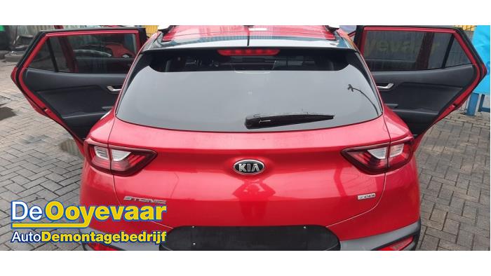 Gebrauchte Heckklappe Kia Stonic (YB) 1.0i T-GDi 12V Preis € 299,99 Margenregelung angeboten von Autodemontagebedrijf De Ooyevaar