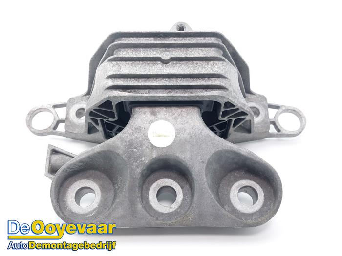 Used Engine mount Opel Insignia Sports Tourer 1.5 Turbo 16V 165 Price € 29,99 Margin scheme offered by Autodemontagebedrijf De Ooyevaar