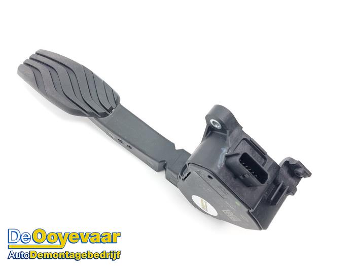 Używane Pedal gazu Renault Megane E-Tech (RCB) 60 kWh Cena € 39,99 Procedura marży oferowane przez Autodemontagebedrijf De Ooyevaar