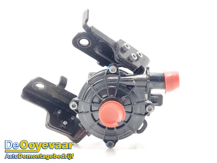 Begagnade Extra vattenpump Renault Megane E-Tech (RCB) 60 kWh Pris € 199,99 Marginaltabell erbjuds av Autodemontagebedrijf De Ooyevaar