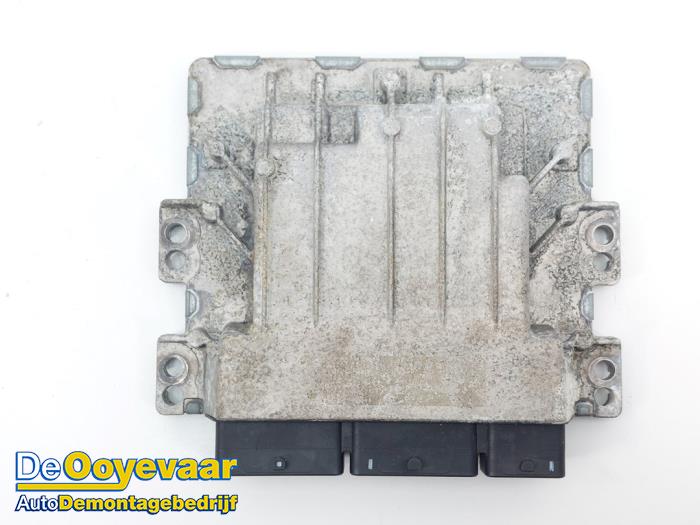 Used Engine management computer Renault Kadjar (RFEH) 1.3 TCE 160 FAP 16V Price € 139,99 Margin scheme offered by Autodemontagebedrijf De Ooyevaar