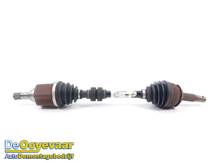 Usados Eje de transmisión izquierda delante Renault Kadjar (RFEH) 1.5 dCi DPF Precio € 69,99 Norma de margen ofrecido por Autodemontagebedrijf De Ooyevaar