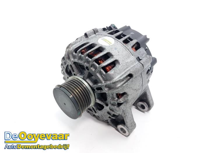 Begagnade Dynamo Peugeot 2008 (CU) 1.2 12V e-THP PureTech 110 Pris € 35,00 Marginaltabell erbjuds av Autodemontagebedrijf De Ooyevaar
