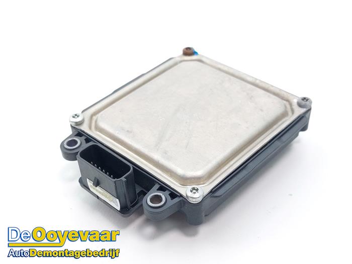 Begagnade Dödvinkelsensor Ford Explorer (CX740) Pris € 99,99 Marginaltabell erbjuds av Autodemontagebedrijf De Ooyevaar