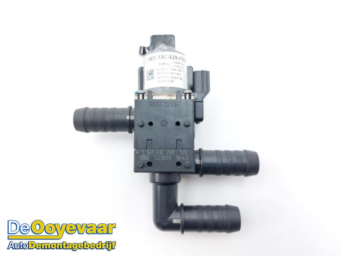 Begagnade Extra vattenpump Ford Explorer (CX740) Pris € 125,00 Marginaltabell erbjuds av Autodemontagebedrijf De Ooyevaar