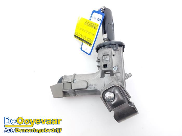 Używane Stacyjka + Kluczyk Ford B-Max (JK8) 1.0 EcoBoost 12V 100 Cena € 19,99 Procedura marży oferowane przez Autodemontagebedrijf De Ooyevaar