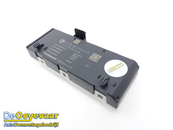 Używane Modul silnika tylnej klapy BMW M760 (G11/12) M760Li xDrive V12 48V TwinPower Turbo Cena € 99,99 Procedura marży oferowane przez Autodemontagebedrijf De Ooyevaar