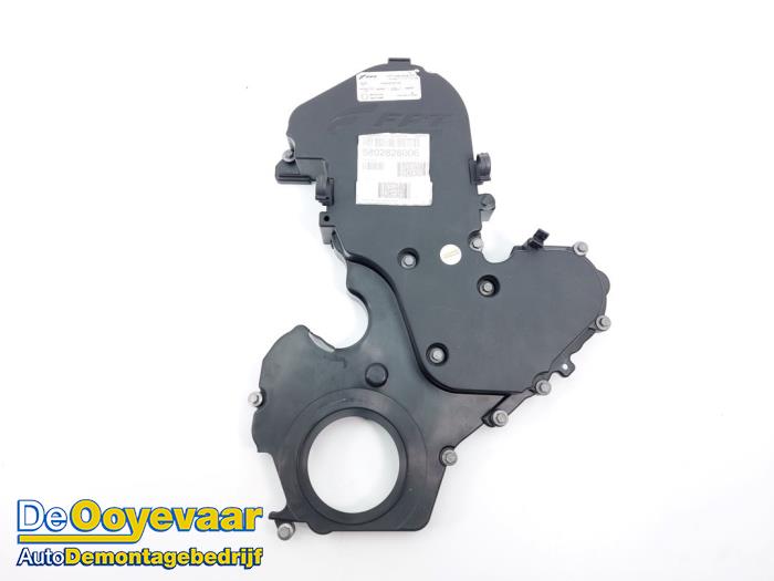 Usagé Couvercle de distribution Iveco New Daily VI 33S14, 35C14, 35S14 Prix € 49,99 Règlement à la marge proposé par Autodemontagebedrijf De Ooyevaar