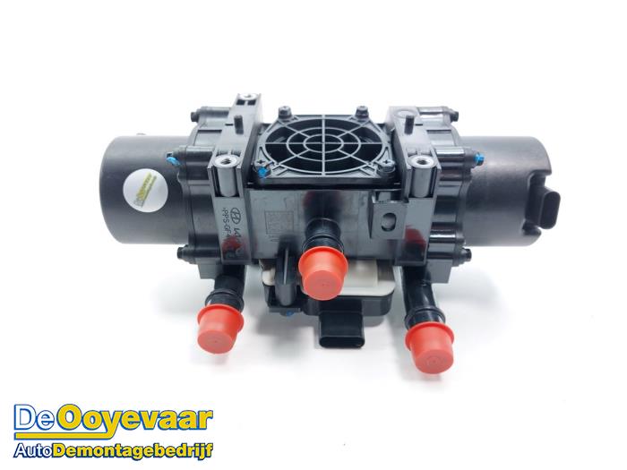 Begagnade Vattenpump Hyundai Inster (AX1) 42 kWh Pris € 229,99 Marginaltabell erbjuds av Autodemontagebedrijf De Ooyevaar