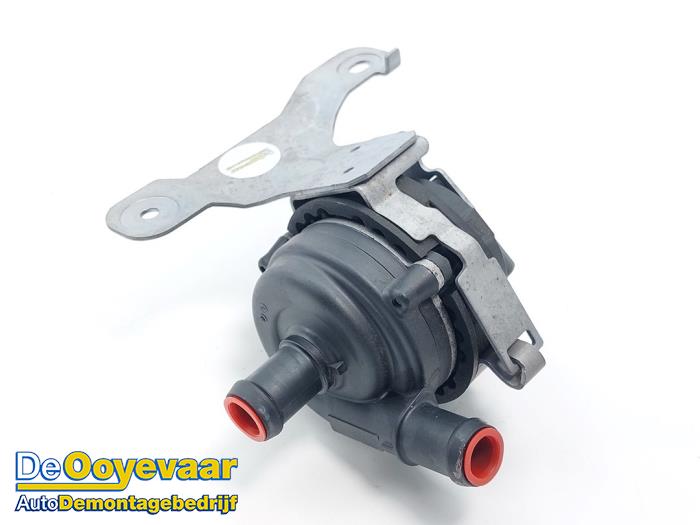 Begagnade Extra vattenpump Fiat 500e (332) 42 kWh Pris € 69,99 Marginaltabell erbjuds av Autodemontagebedrijf De Ooyevaar