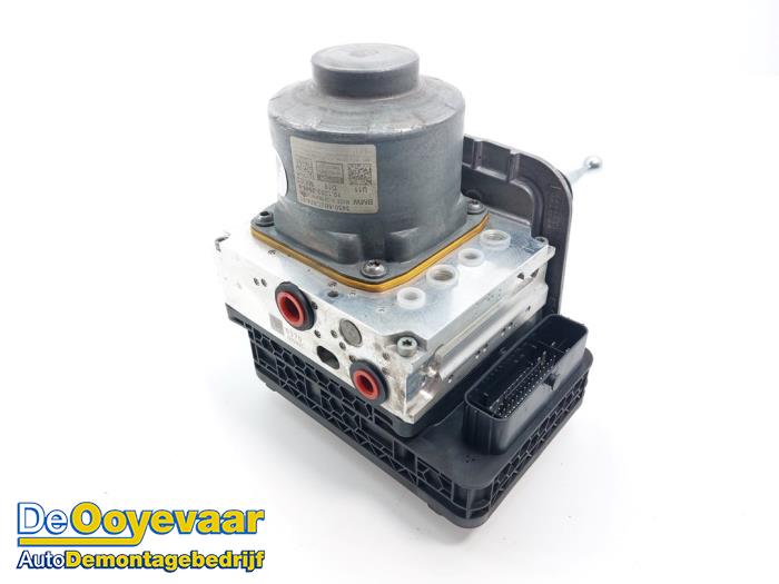 Usados Servofreno BMW 1 serie (F70) 120 1.5 TwinPower Turbo 12V Precio € 599,99 Norma de margen ofrecido por Autodemontagebedrijf De Ooyevaar