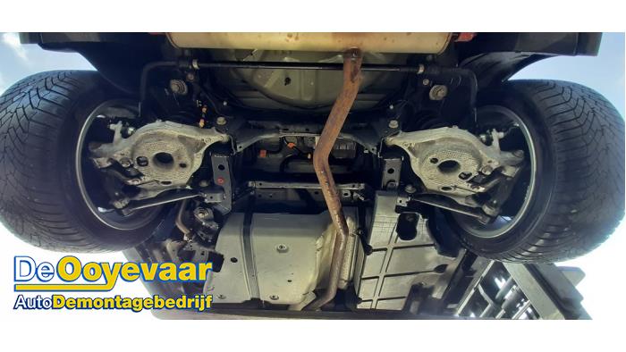 Usados Subchasis Ford Mondeo V Wagon 2.0 Hybrid 16V Precio € 199,99 Norma de margen ofrecido por Autodemontagebedrijf De Ooyevaar