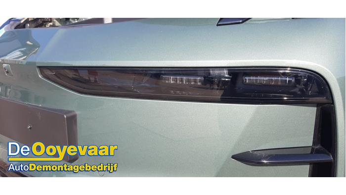 Używane Reflektor lewy Zeekr X AWD Privilege, Wolf Edition 69 kWh Cena € 599,99 Procedura marży oferowane przez Autodemontagebedrijf De Ooyevaar
