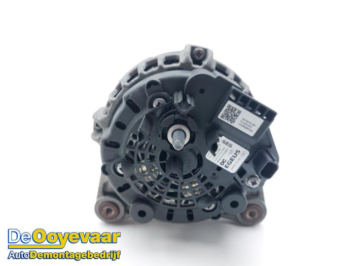 Dynamo van een Renault Megane IV Estate (RFBK) 1.3 TCE 160 16V 2024