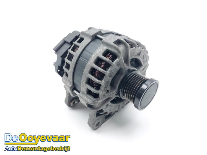 Dynamo van een Renault Megane IV Estate (RFBK) 1.3 TCE 160 16V 2024