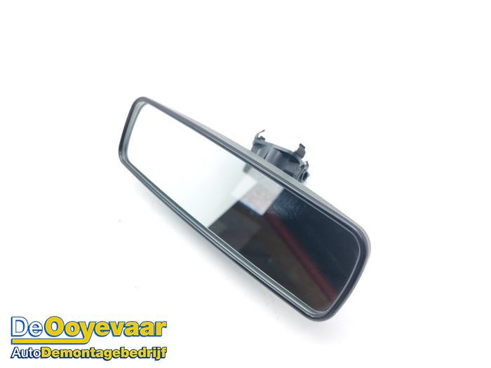 Używane Lusterko wewnetrzne Citroen C4 Berline (BA/BB/BC) ë-C4 50 kWh Cena € 14,99 Procedura marży oferowane przez Autodemontagebedrijf De Ooyevaar