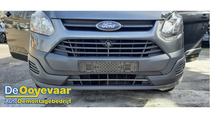 Usados Parachoques Ford Transit Custom 2.0 TDCi 16V Eco Blue 105 Precio € 199,99 Norma de margen ofrecido por Autodemontagebedrijf De Ooyevaar