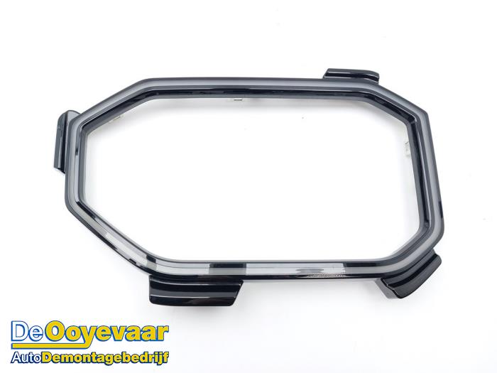 Begagnade Grill BMW XM (09) 4.4 PHEV 29/30 kWh Pris € 75,00 Marginaltabell erbjuds av Autodemontagebedrijf De Ooyevaar