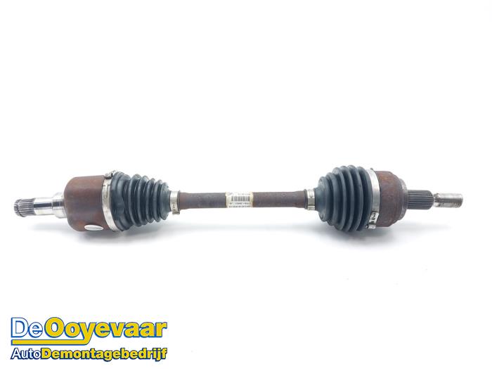 Gebrauchte Antriebswelle links vorne Ford Focus 3 Wagon 1.0 Ti-VCT EcoBoost 12V 125 Preis € 49,99 Margenregelung angeboten von Autodemontagebedrijf De Ooyevaar