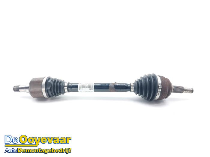 Gebrauchte Antriebswelle links vorne Peugeot 308 (L3/L8/LB/LH/LP) 1.6 16V GTi 270 Preis € 149,99 Margenregelung angeboten von Autodemontagebedrijf De Ooyevaar