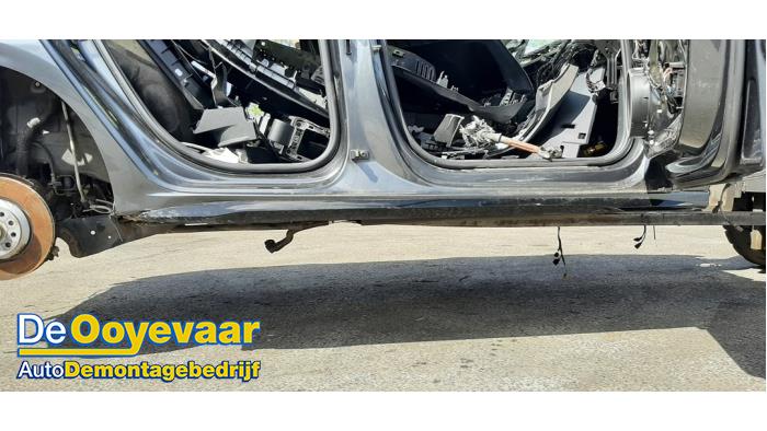 Używane Próg prawy Audi A3 Sportback (8YA) 1.4 45 TFSIe 16V Cena na żądanie oferowane przez Autodemontagebedrijf De Ooyevaar