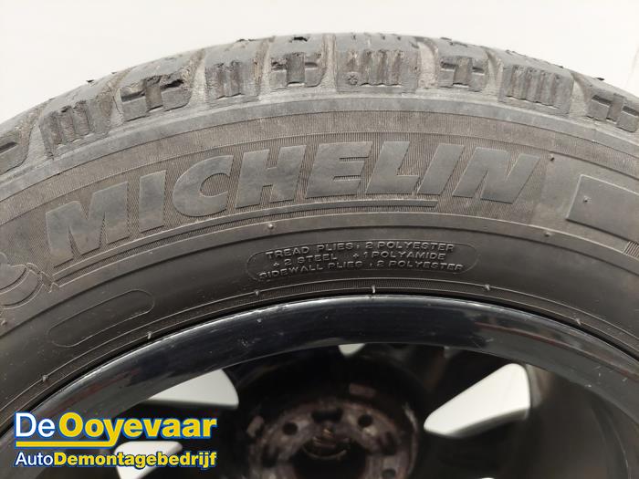 Begagnade Hjul + vinterdäck Citroen Jumpy 2.0 Blue HDI 120 Pris € 174,99 Marginaltabell erbjuds av Autodemontagebedrijf De Ooyevaar