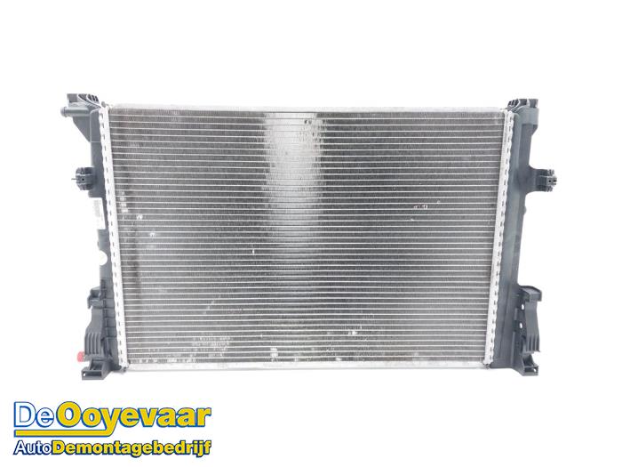 Used Radiator Mercedes A (W176) 1.6 A-160 16V Price € 99,99 Margin scheme offered by Autodemontagebedrijf De Ooyevaar