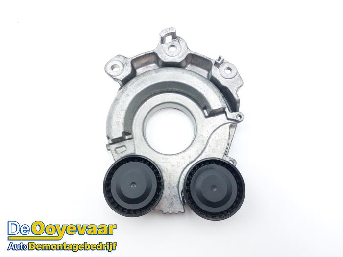 Usados Tensor correa múltiple Mazda CX-30 (DM) 2.0 e-SkyActiv X 186 M Hybrid 16V Precio € 74,99 Norma de margen ofrecido por Autodemontagebedrijf De Ooyevaar