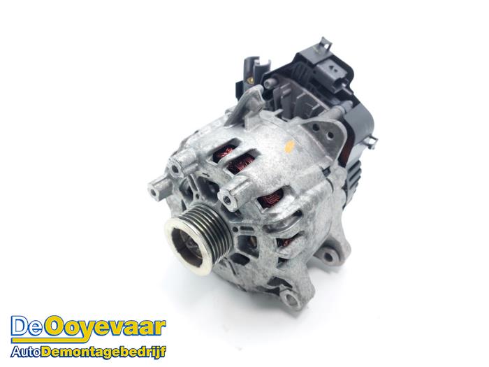 Begagnade Dynamo Peugeot 308 SW (F4/FC/FN/FR) 1.6 16V HYbrid 180 e-EAT8 Pris € 374,99 Marginaltabell erbjuds av Autodemontagebedrijf De Ooyevaar