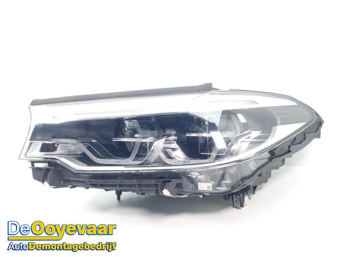 Gebrauchte Scheinwerfer links BMW 5 serie (G30) 520i 2.0 TwinPower Turbo 16V Preis € 1.150,00 Margenregelung angeboten von Autodemontagebedrijf De Ooyevaar