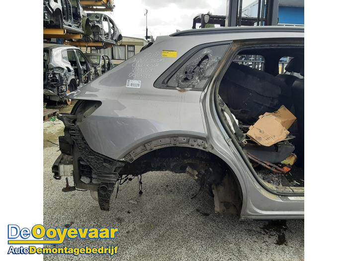 Używane Element karoserii prawy tyl Audi e-tron (GEN) 55 quattro Cena na żądanie oferowane przez Autodemontagebedrijf De Ooyevaar