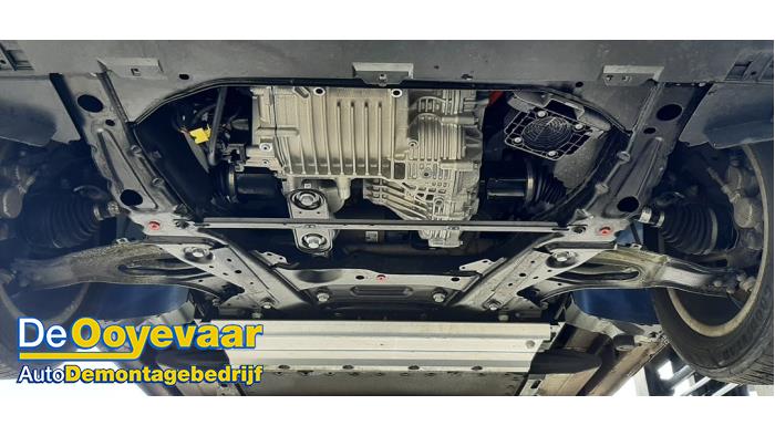 Usados Subchasis Mercedes eVito (447.6) 41/60/66 kWh Precio € 324,99 Norma de margen ofrecido por Autodemontagebedrijf De Ooyevaar
