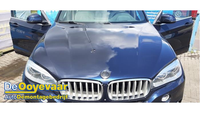 Używane Maska BMW X5 (F15) xDrive 40e 2.0 Cena € 799,99 Procedura marży oferowane przez Autodemontagebedrijf De Ooyevaar