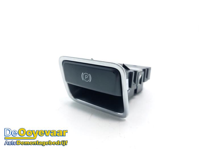 Gebrauchte Handbremse Schalter Mercedes S (222.0/222.1) 3.0 S-350 BlueTEC, S-350 d 24V 4-Matic Preis € 19,99 Margenregelung angeboten von Autodemontagebedrijf De Ooyevaar