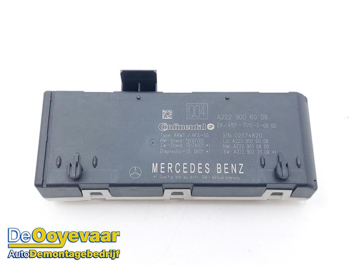 Używane Modul silnika tylnej klapy Mercedes S (222.0/222.1) 3.0 S-350 BlueTEC, S-350 d 24V 4-Matic Cena € 39,99 Procedura marży oferowane przez Autodemontagebedrijf De Ooyevaar