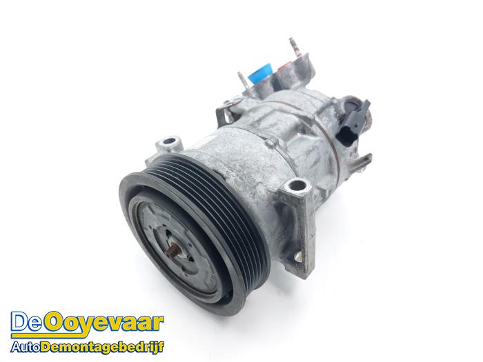 Usagé Pompe clim Citroen C4 Picasso (3D/3E) 1.6 16V VTi 120 Prix € 124,99 Règlement à la marge proposé par Autodemontagebedrijf De Ooyevaar