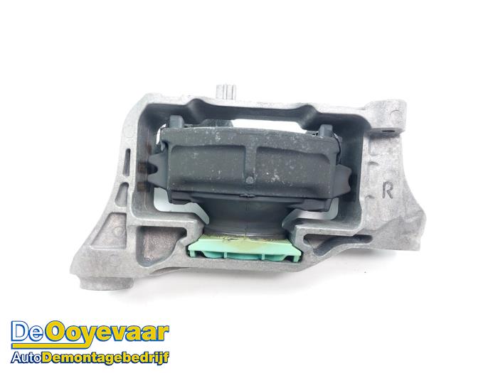 Usagé Support moteur Ford Kuga III (DFK) 2.5 PHEV 16V Prix € 74,99 Règlement à la marge proposé par Autodemontagebedrijf De Ooyevaar