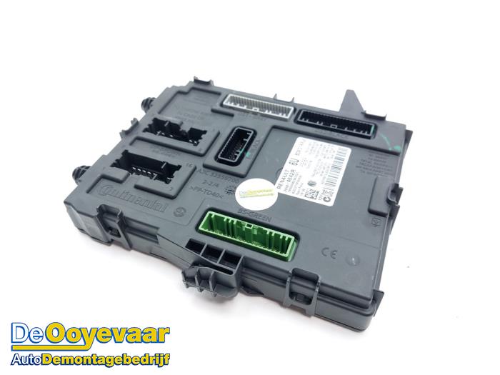 Used Body control computer Renault Scénic IV (RFAJ) 1.3 TCE 160 16V Price € 49,99 Margin scheme offered by Autodemontagebedrijf De Ooyevaar