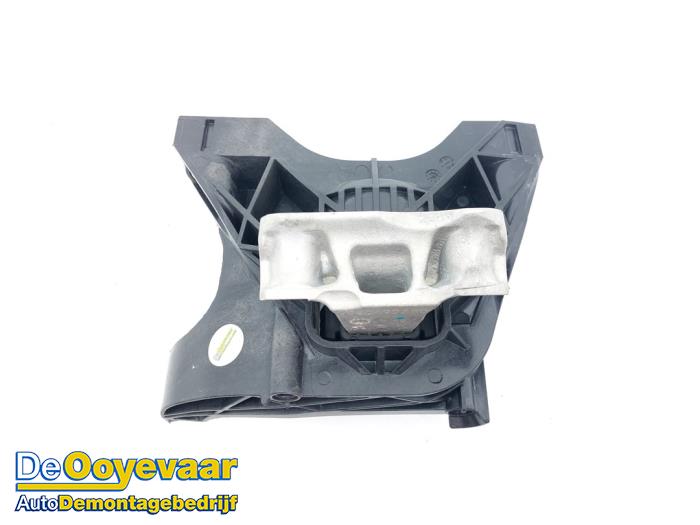 Usagé Support moteur Peugeot 308 SW (F4/FC/FN/FR) 1.6 16V HYbrid 180 e-EAT8 Prix € 29,99 Règlement à la marge proposé par Autodemontagebedrijf De Ooyevaar