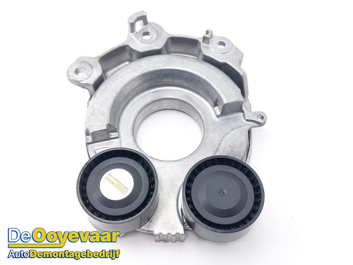 Usados Tensor correa múltiple Mazda CX-30 (DM) 2.0 e-SkyActiv X 186 M Hybrid 16V Precio € 75,00 Norma de margen ofrecido por Autodemontagebedrijf De Ooyevaar