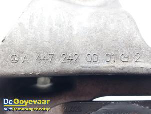 Engine mount from a Mercedes-Benz eVito (447.6) 41/60/66 kWh 2025