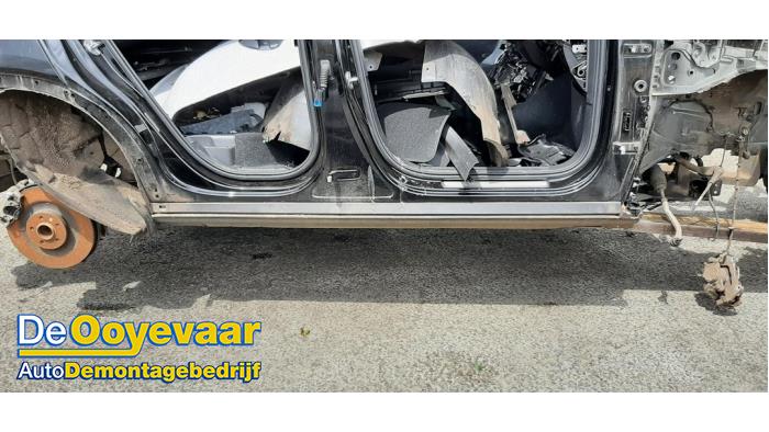 Używane Próg prawy Volvo C40 Recharge (XK) Recharge Cena na żądanie oferowane przez Autodemontagebedrijf De Ooyevaar