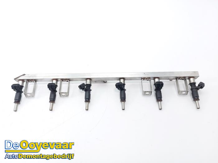 Usagé Système d'injection BMW 3 serie Touring (E91) 325i 24V Prix € 55,00 Règlement à la marge proposé par Autodemontagebedrijf De Ooyevaar