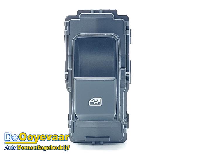 Usados Interruptor de ventanilla eléctrica BYD Dolphin 60,4 kWh Precio € 24,99 Norma de margen ofrecido por Autodemontagebedrijf De Ooyevaar