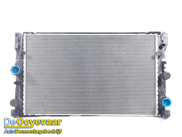 Used Radiator BMW 5 serie (G30) 520i 2.0 TwinPower Turbo 16V Price € 199,99 Margin scheme offered by Autodemontagebedrijf De Ooyevaar