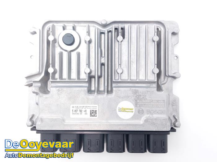 Used Engine management computer BMW 3 serie Touring (G21) 320e 2.0 TwinPower Turbo 16V Price € 345,00 Margin scheme offered by Autodemontagebedrijf De Ooyevaar