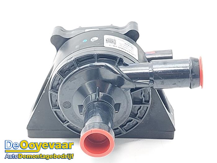 Begagnade Extra vattenpump BYD Dolphin 60,4 kWh Pris € 29,99 Marginaltabell erbjuds av Autodemontagebedrijf De Ooyevaar
