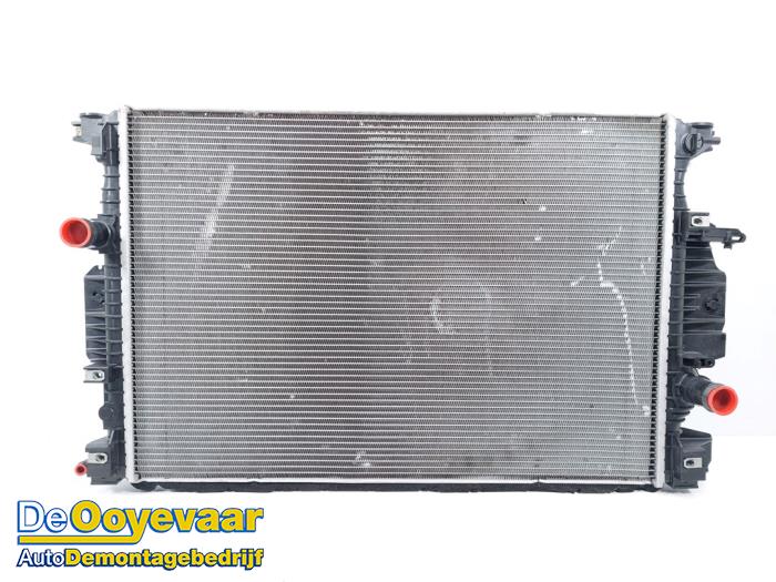 Usagé Radiateur Ford Mondeo V Wagon 2.0 Hybrid 16V Prix € 79,99 Règlement à la marge proposé par Autodemontagebedrijf De Ooyevaar