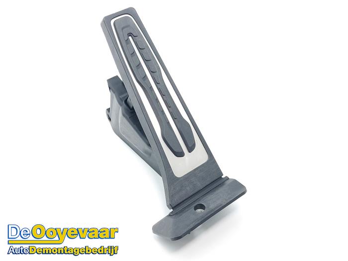 Używane Pedal gazu BMW 5 serie (G30) 520i 2.0 TwinPower Turbo 16V Cena € 25,00 Procedura marży oferowane przez Autodemontagebedrijf De Ooyevaar